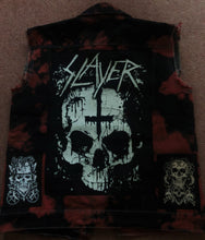 Load image into Gallery viewer, Slayer Raining Blood Red Tie-Bleach Patch Battle Jacket Cut-Off Denim
