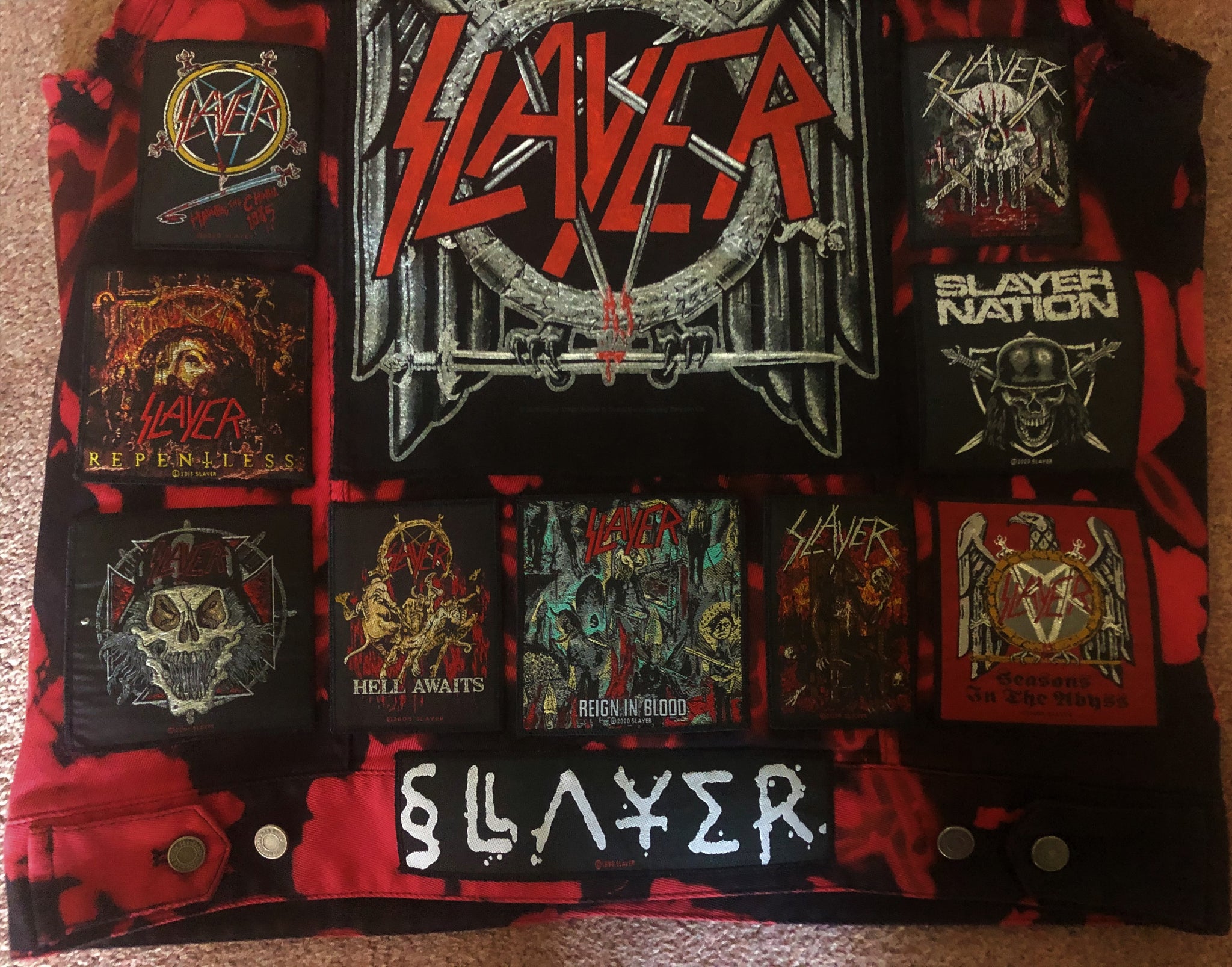 Slayer Reign In Blood Red Tie-Bleach Patch Battle Jacket Cut-Off Denim –  Creatin' For Satan