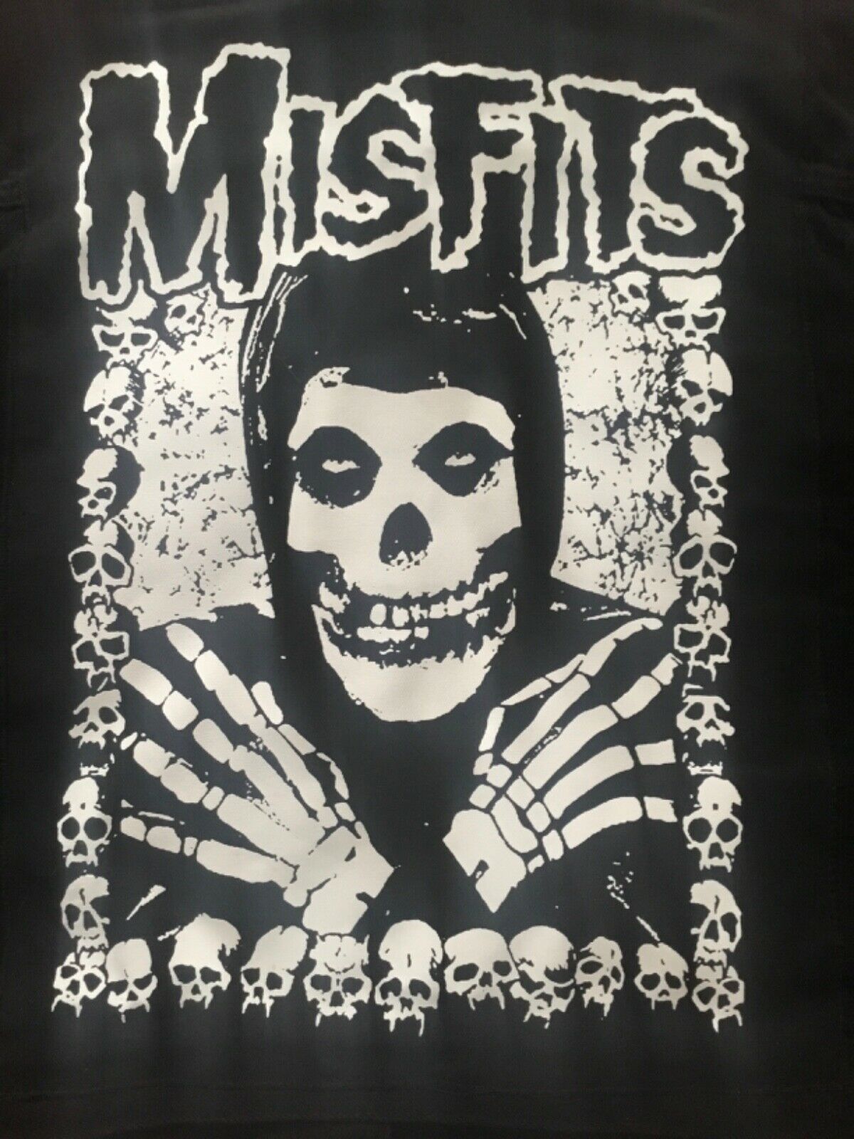The Misfits Patch, Embroidered Crimson Ghost Skull, Horror punk Music - 4  Sizes - EmbroSoft
